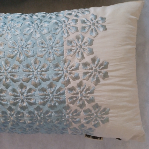 Pier 1 Bedding 2 Pier One Lumbar Throw Pillow 12x2 Embroidered